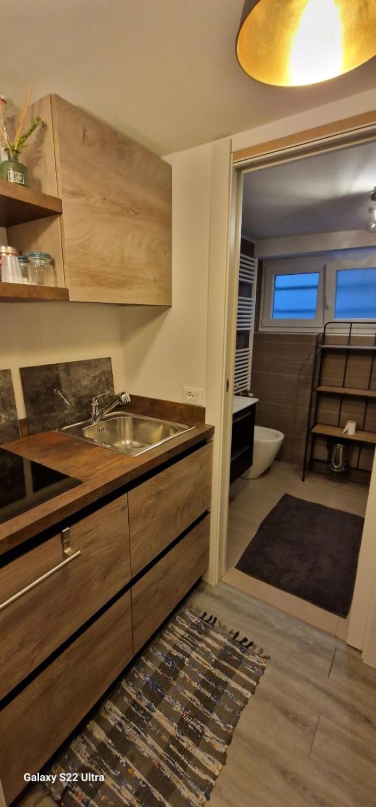Double A Guest House 메스트레 외부 사진